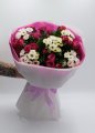 Букет №167 из розы кустовой и сантини