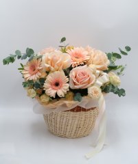 Композиция №147 из роз и герберы